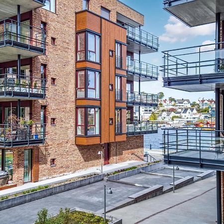 Awesome Apartment In Kristiansand With Wifi Ngoại thất bức ảnh
